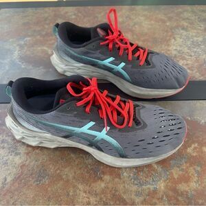 Asics Novablast 2 Shoes Men Sz 13 Gray Running Athletic Training Gym Sneakers
